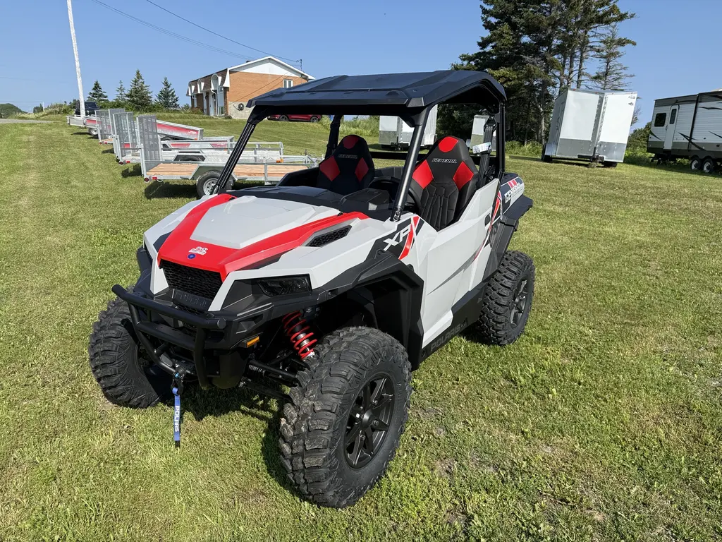 Polaris G25GXE99A4 2025 - Géneral 1000