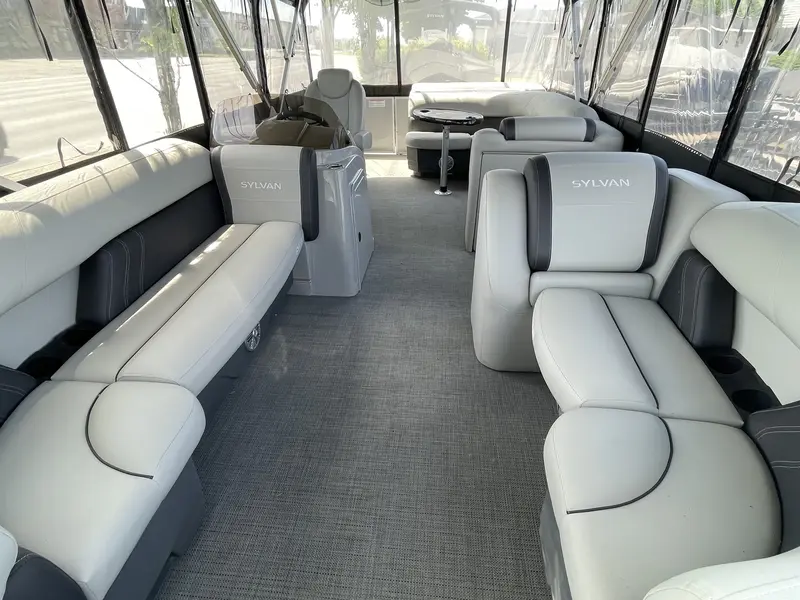 2023 Sylvan Mirage Cruise 8522