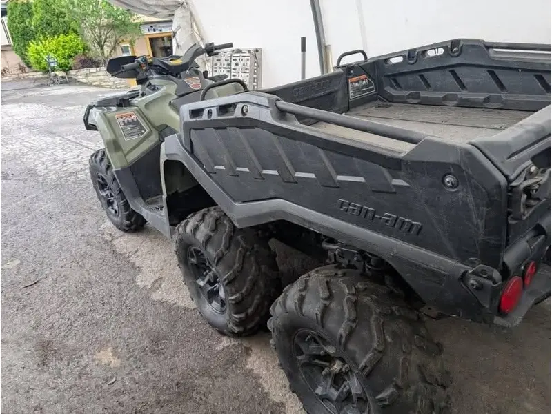 2020 Can-Am OUTLANDER 650 6X6