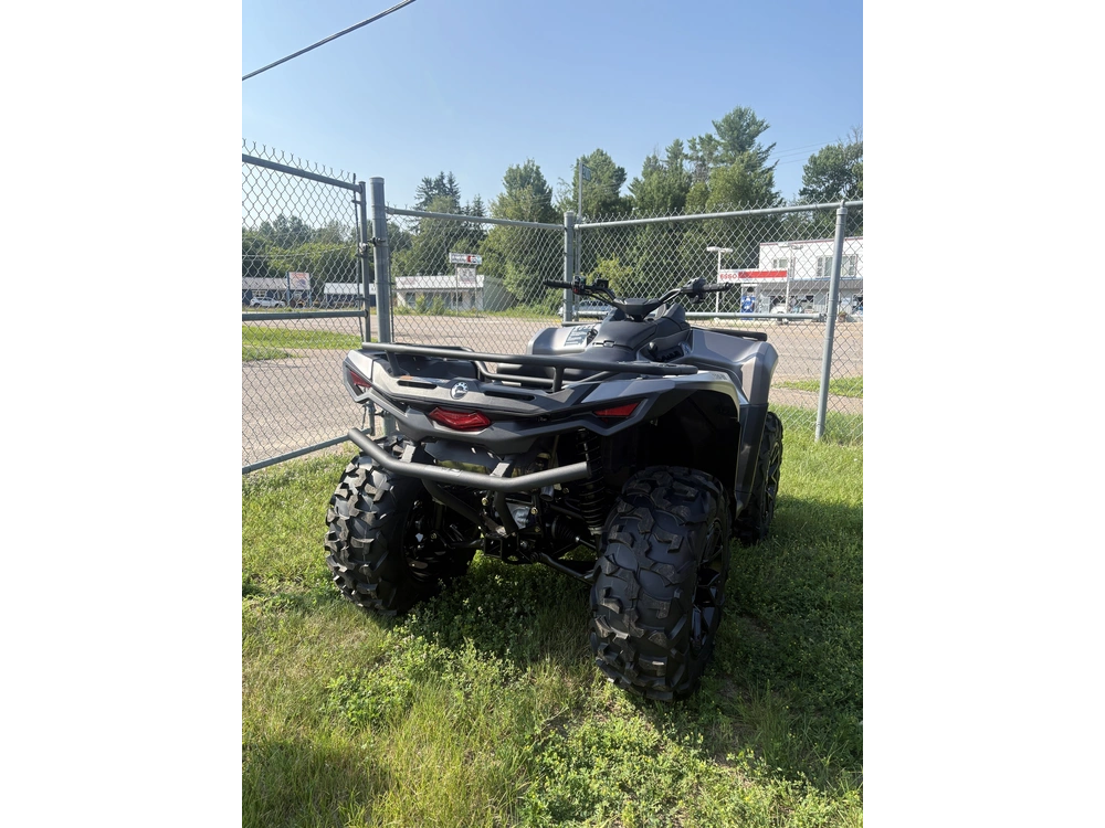 2025 Can-am Out Xt 700 alt