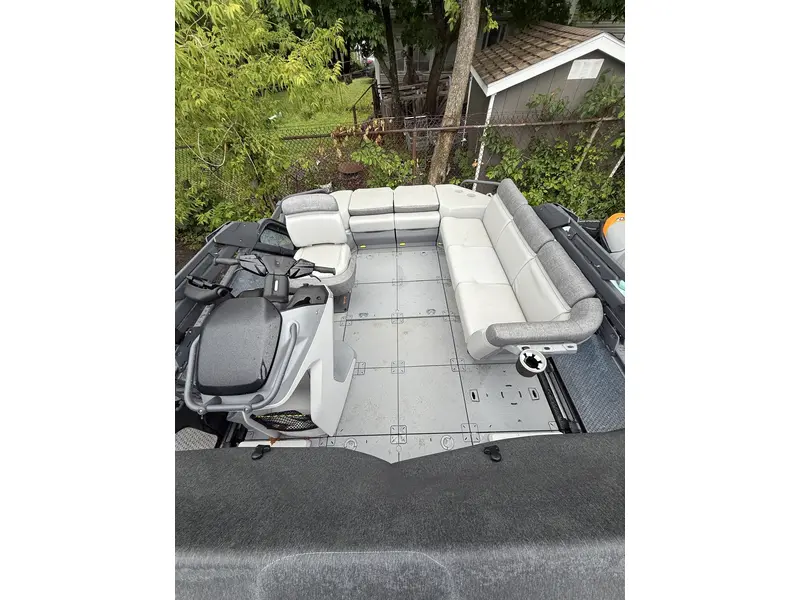 Sea-Doo Switch Sport 18 230 2024