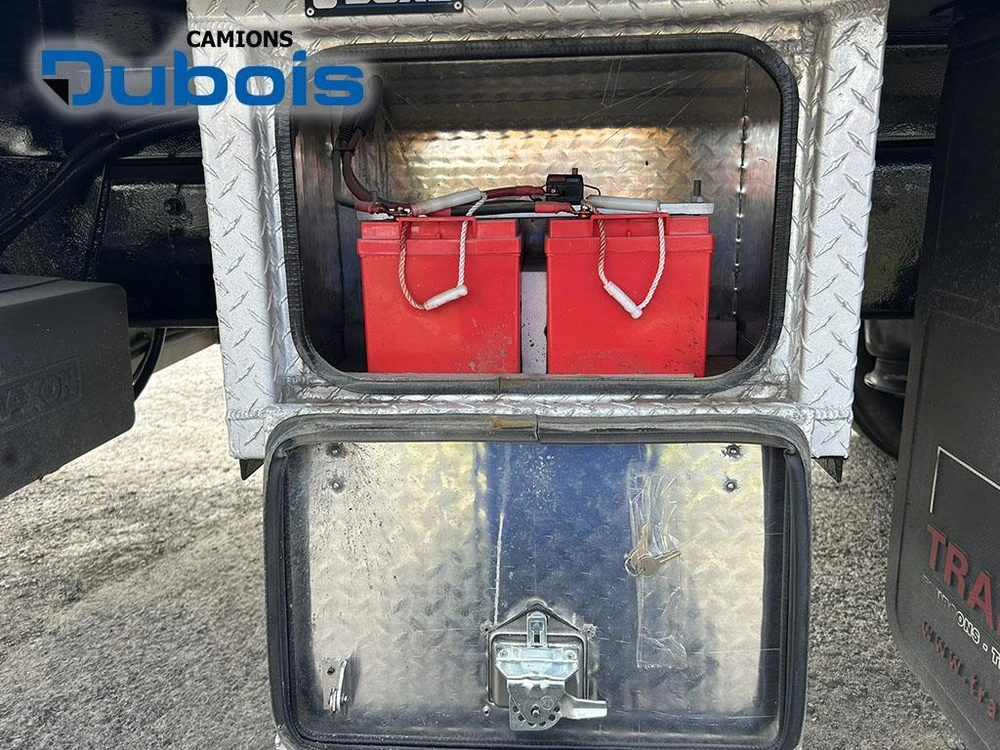 2018 Freightliner M2-106 alt