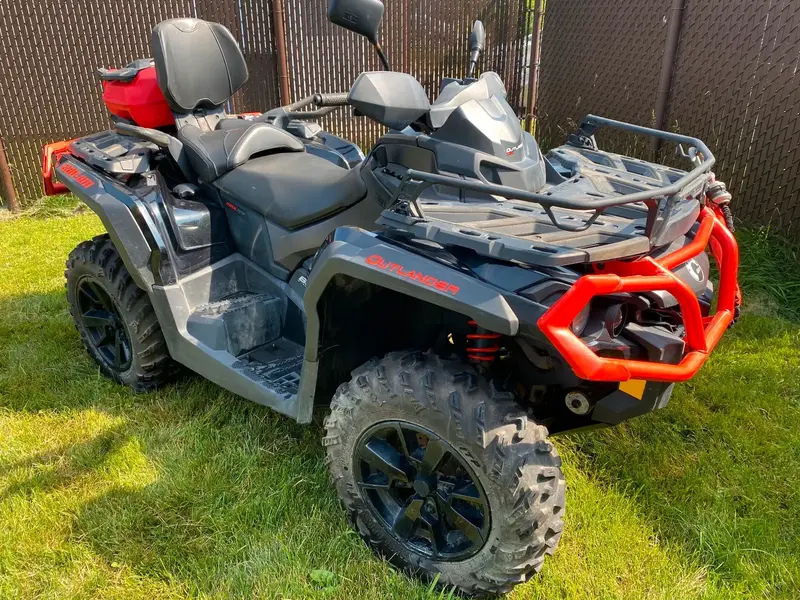 2020 Can-Am OUTLANDER 650 MAX XT
