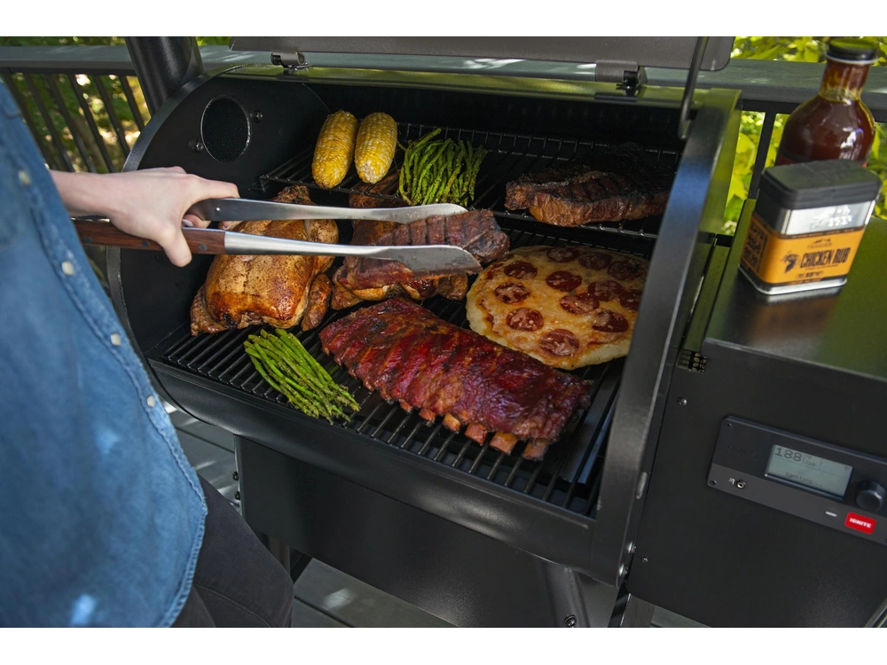 2024 Traeger Pro 575 alt