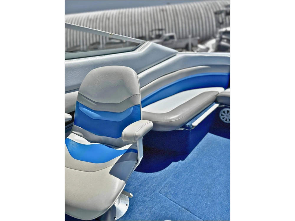 1993 Chris-craft 238 Concept alt