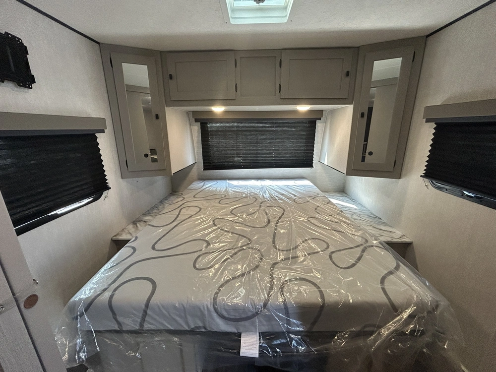 Coachmen Apex 300bhs 2024 alt