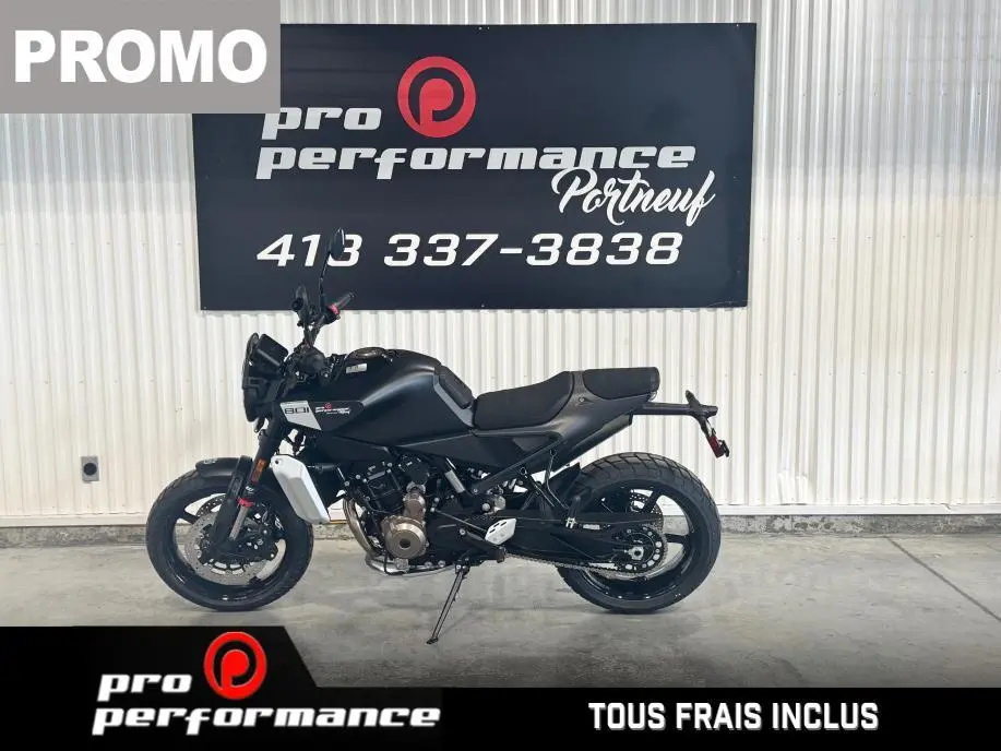 2025 Husqvarna Svartpilen 801 