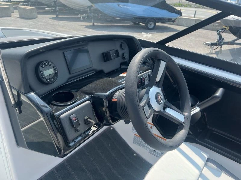 2025 Yamaha Ar190 alt