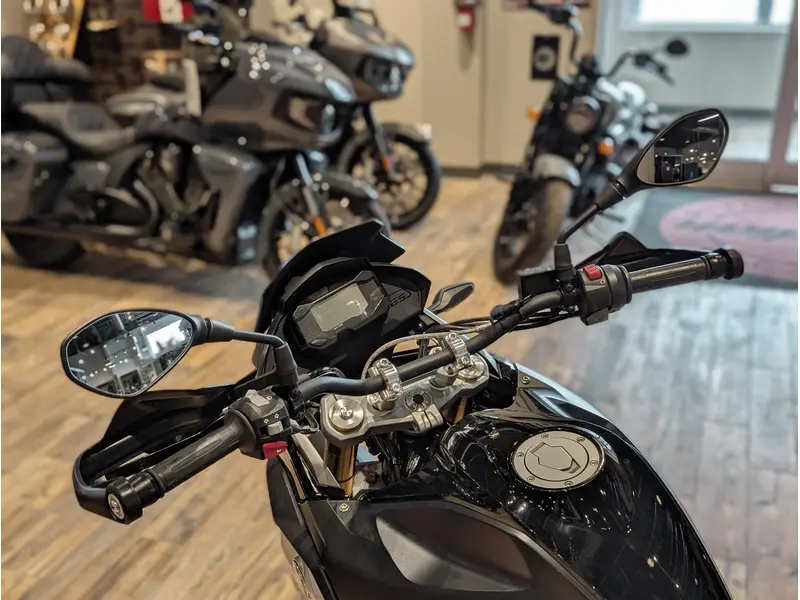 2023 BMW G 310 GS // Cosmic Black