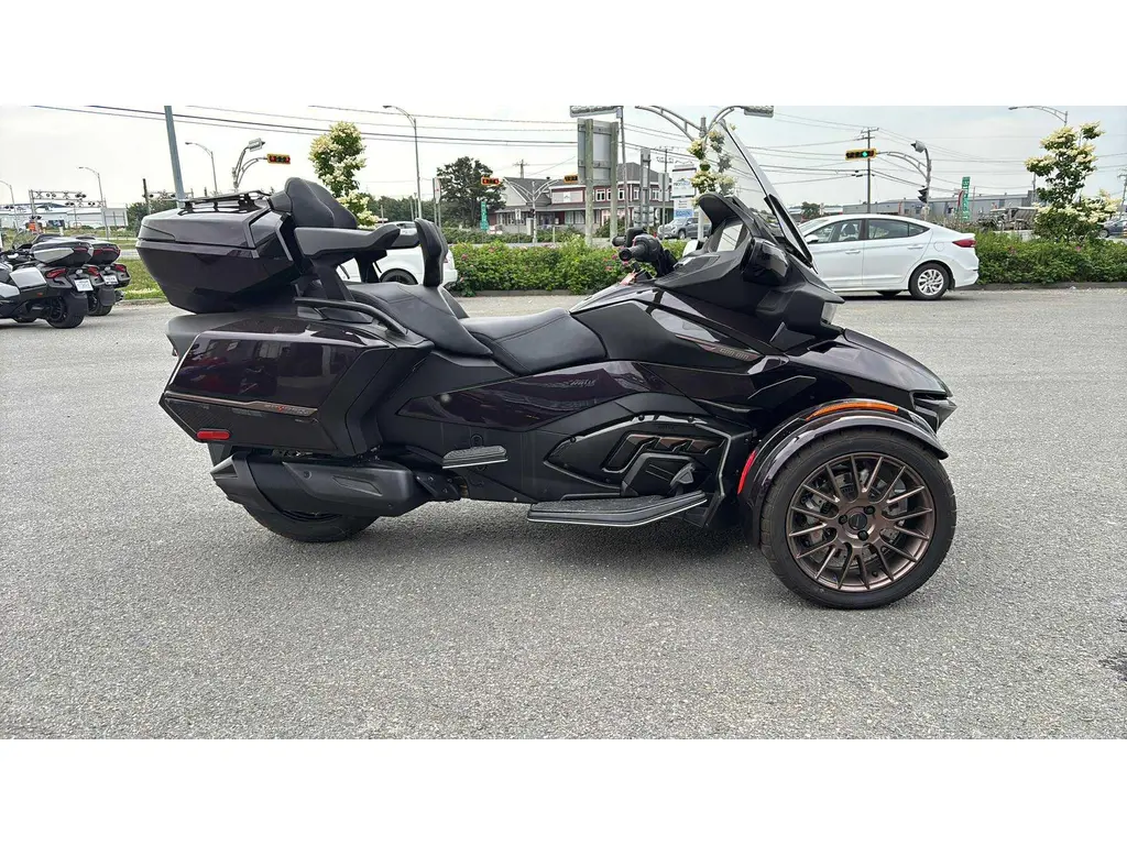 2025 Can-Am RT LIMITED SEA TO SKY