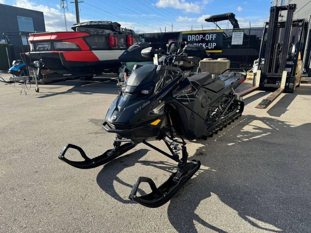 2023 Ski-doo Summit 165 850 Turbo alt
