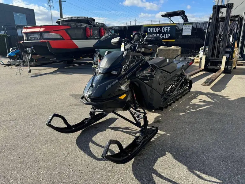 2023 Ski-Doo SUMMIT 165 850 TURBO