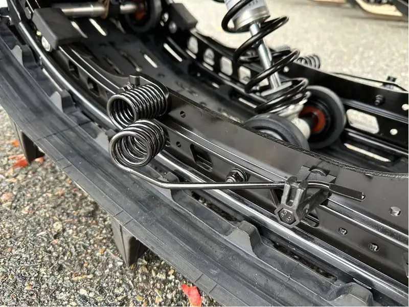 2025 Ski-Doo SUMMIT ADR W/ EDGE PKG 165 850 E-TEC POWDERMAX X-LIGHT FLEXEDGE 3.0" SHOT