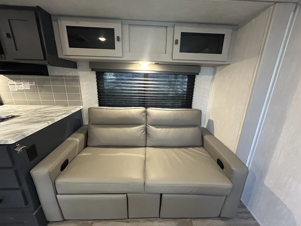 Coachmen Apex 300bhs 2024 alt