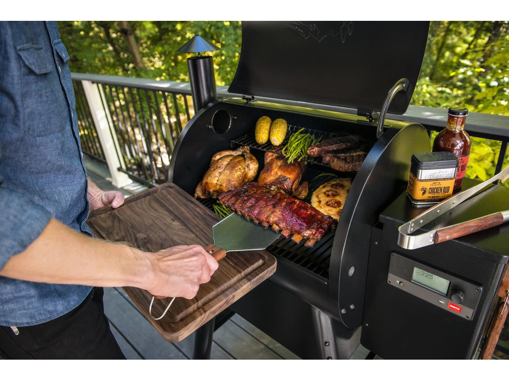 2024 Traeger Pro 575 alt