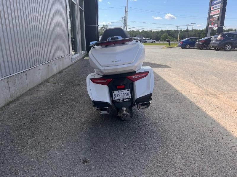 Honda Gold Wing Tour Dct 2018 alt