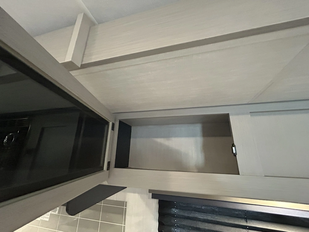 Coachmen Apex 300bhs 2024 alt