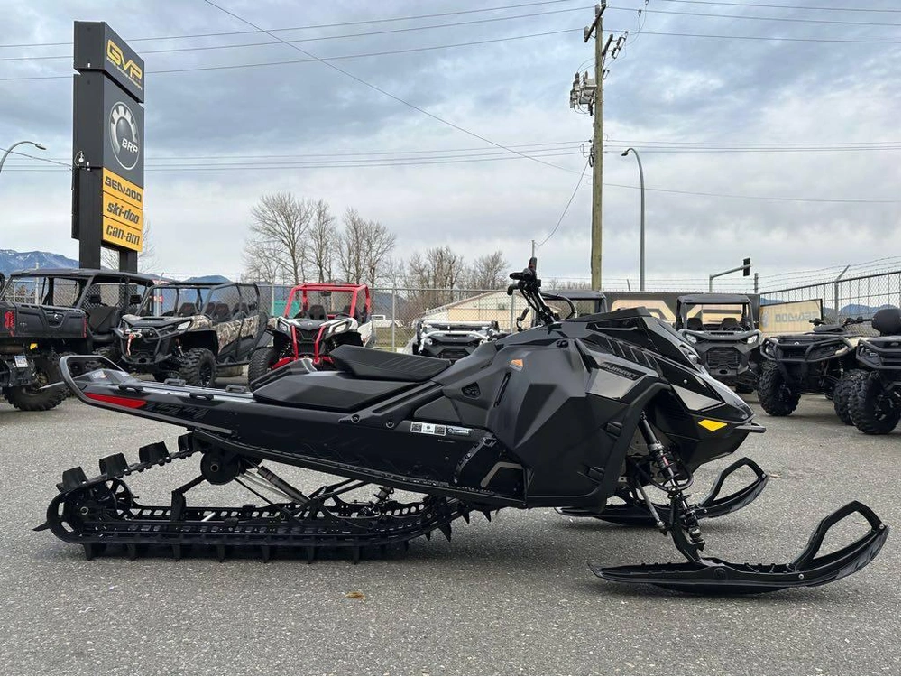 2025 Ski-doo Summit Adr W/ Edge Pkg 154 850 E-tec Powdermax X-light Flexedge 3.0" Shot alt
