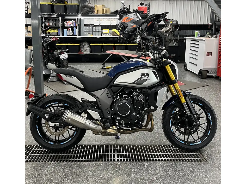 2023 Other 700 CL