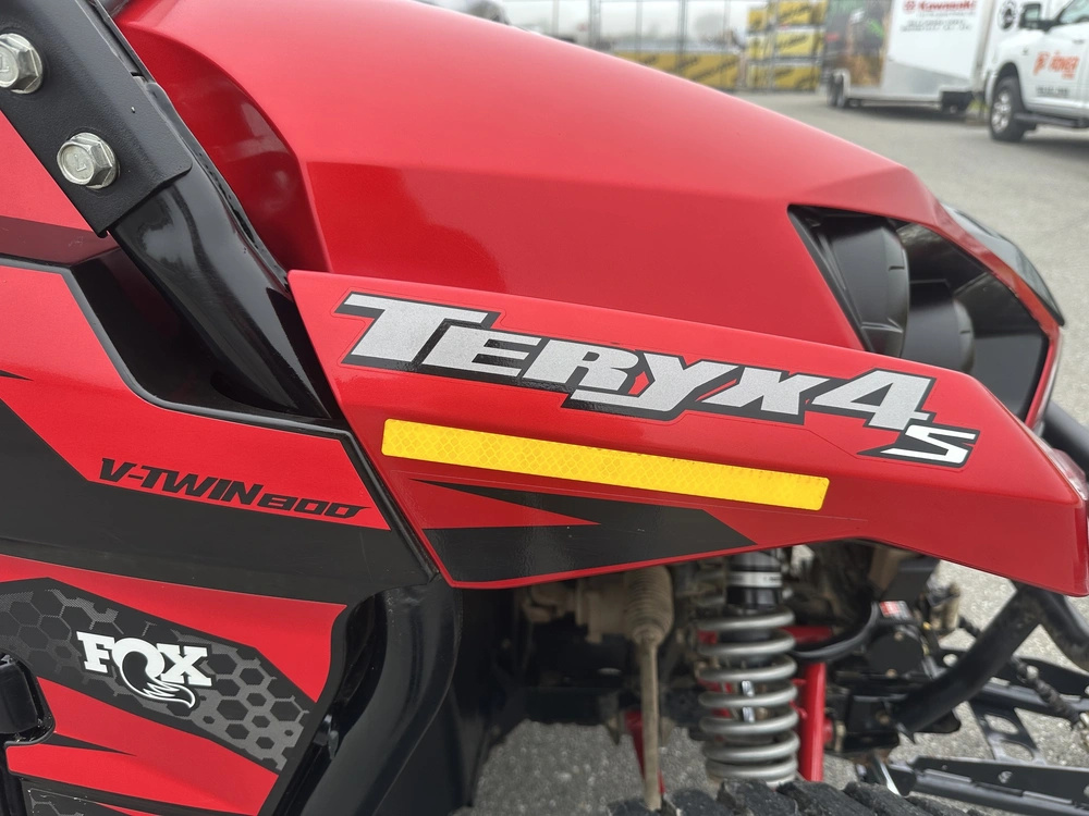 2022 Kawasaki Teryx 4 S Le alt