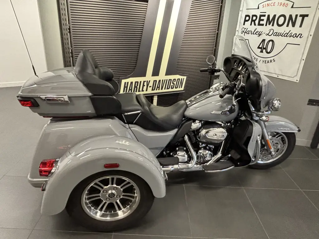 Harley-Davidson FLHTCUTG Tri Glide Ultra 2024 - FLHTCUTG