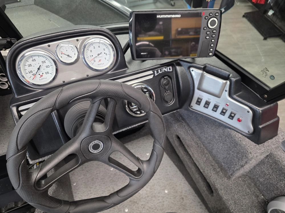 2023 Lund Boat Co 1675 Adventure Sport alt