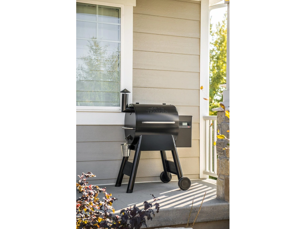 2024 Traeger Pro 575 alt