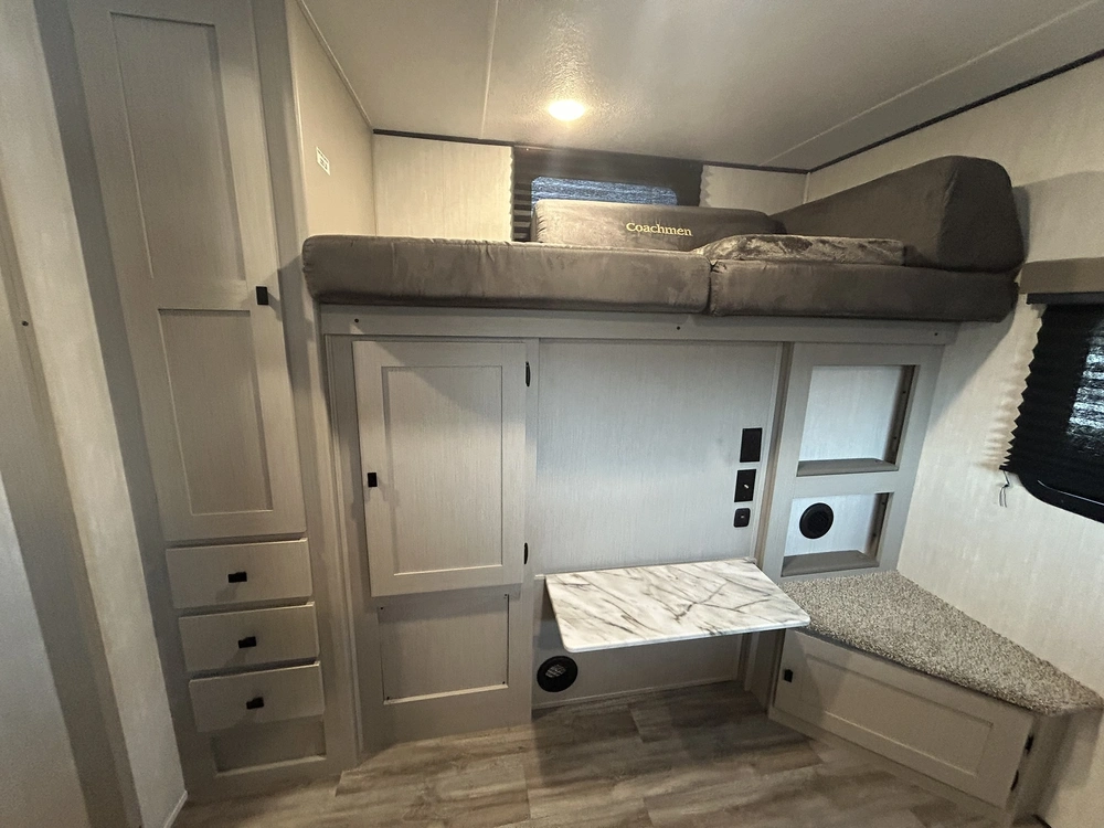 2024 Coachmen Apex 300bhs alt