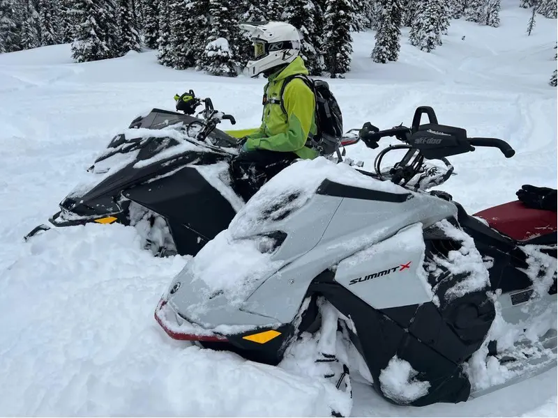 2023 Ski-Doo SUMMIT 165 850 TURBO