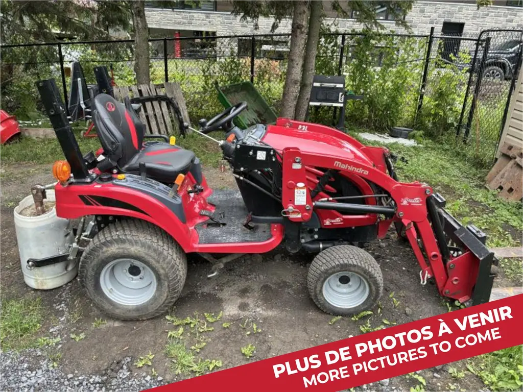 2022 Mahindra EMAX20S HST