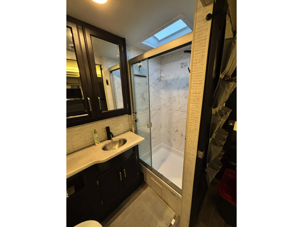 Entegra Coach Vision 29s Classe A 2024 alt