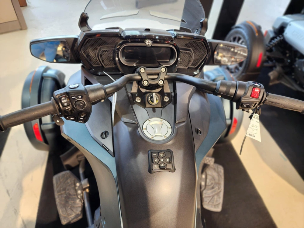 2023 Can-am Spyder F3 Limited Special Series alt