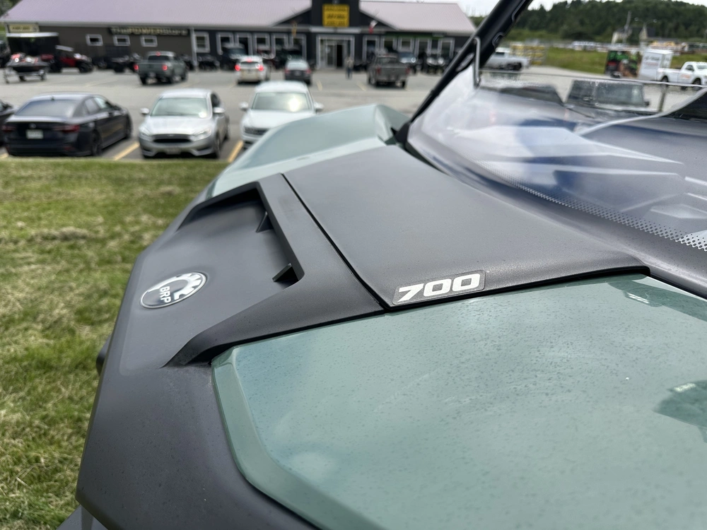 2023 Can-am Commander Dps 700 alt