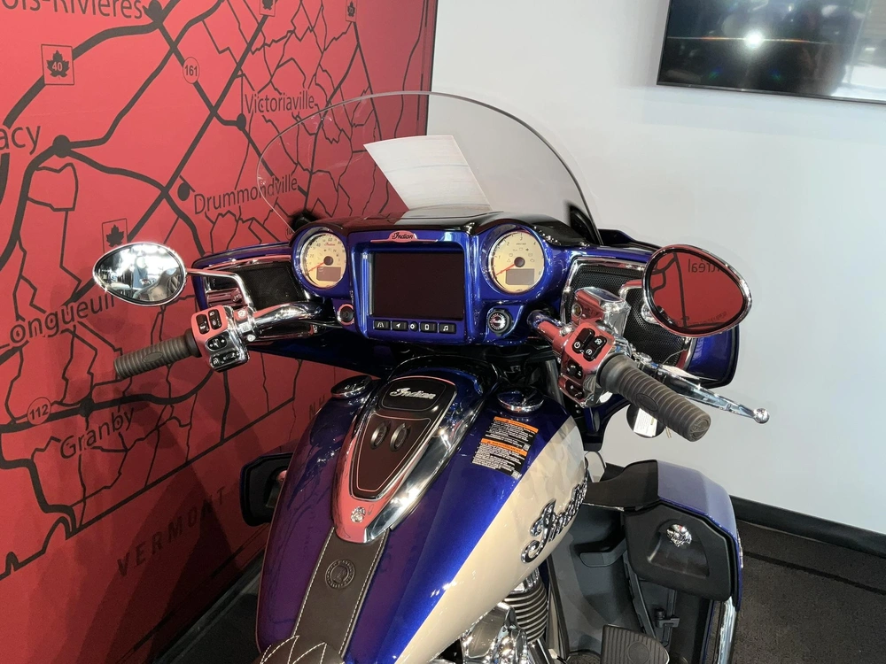 2024 Indian Motorcycle Roadmaster With Powerband Audio Package alt