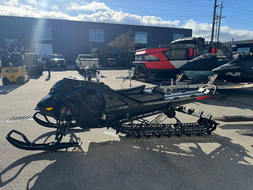2023 Ski-doo Summit 165 850 Turbo alt