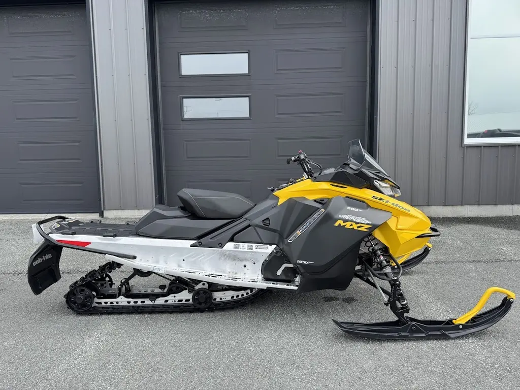 2024 Ski-Doo MXZ Sport 600 EFI 137 »