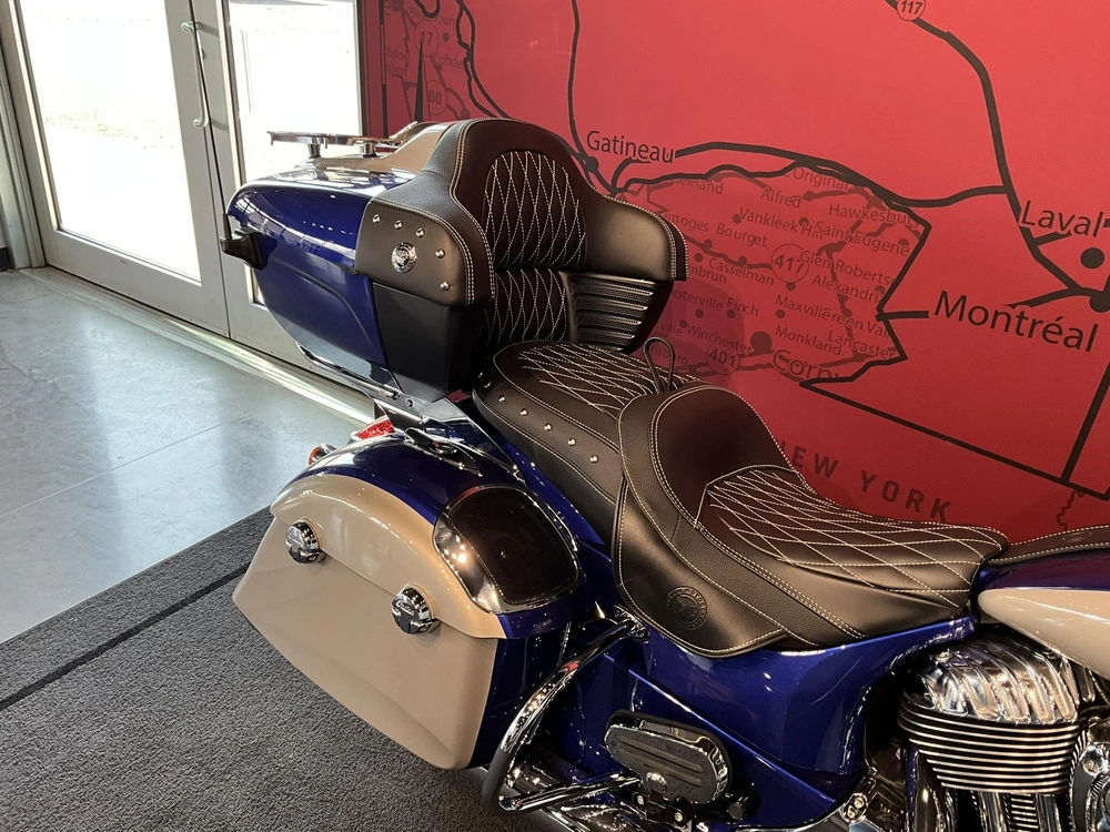 2024 Indian Motorcycle Roadmaster With Powerband Audio Package alt
