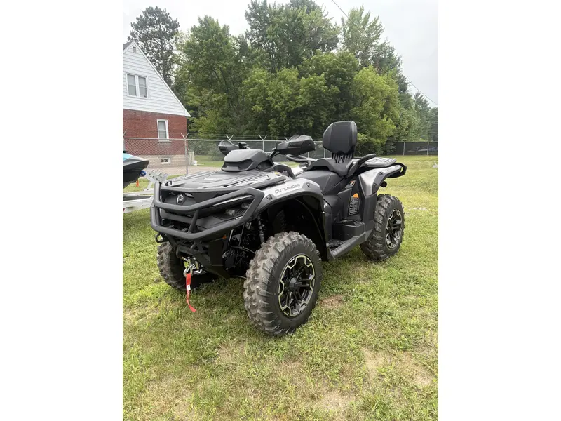 2025 Can-Am OUT MAX XT 850