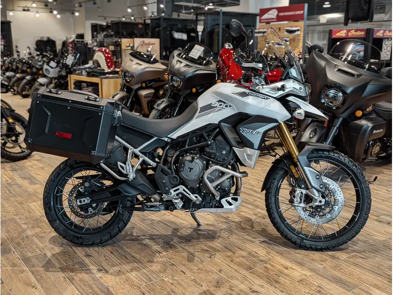 Triumph Tiger 900 Rally Pro // Pure White 2022