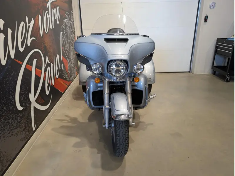 2023 Harley-Davidson Trike Tri Glide Ultra FLHTCUTG