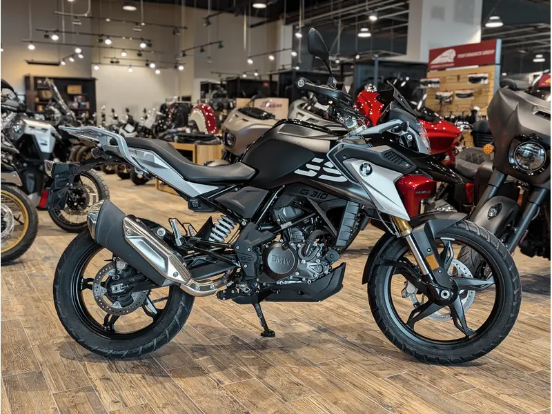 2023 BMW G 310 GS // Cosmic Black