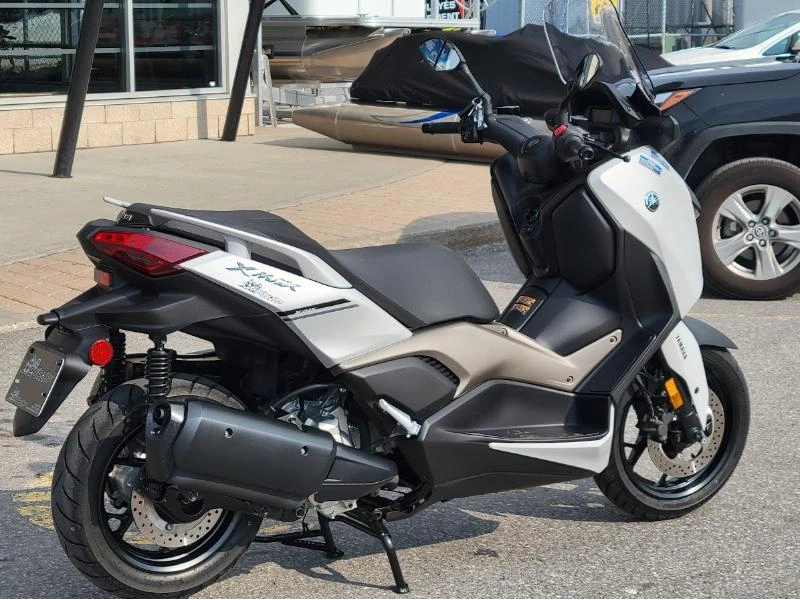 Yamaha Xmax 300 2023 alt
