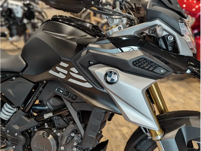 2023 BMW G 310 GS // Cosmic Black