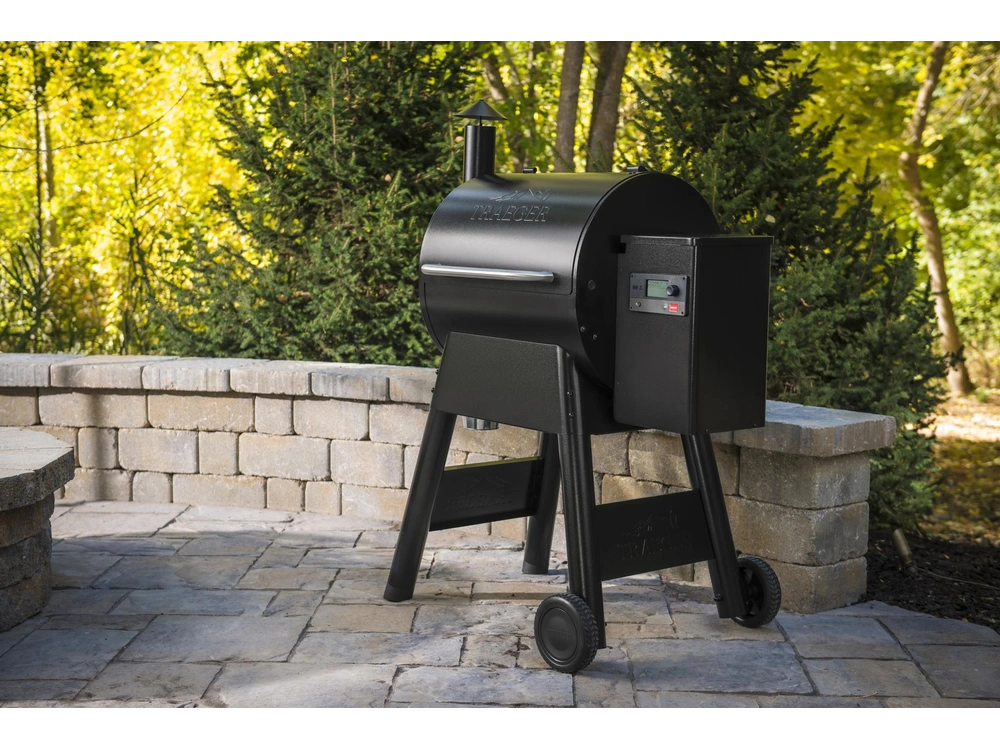 2024 Traeger Pro 575 alt