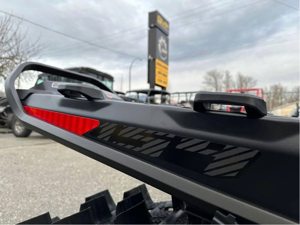 2025 Ski-doo Summit Adr W/ Edge Pkg 154 850 E-tec Powdermax X-light Flexedge 3.0" Shot alt