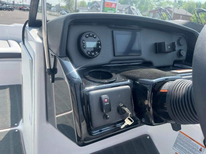 2025 Yamaha Ar190 alt