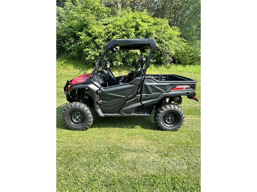2025 Honda Pioneer 1000 3p Eps Crédit Ferme & Entreprise Offert alt