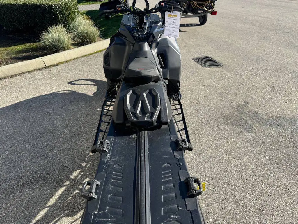 2023 Ski-Doo SUMMIT 165 850 TURBO