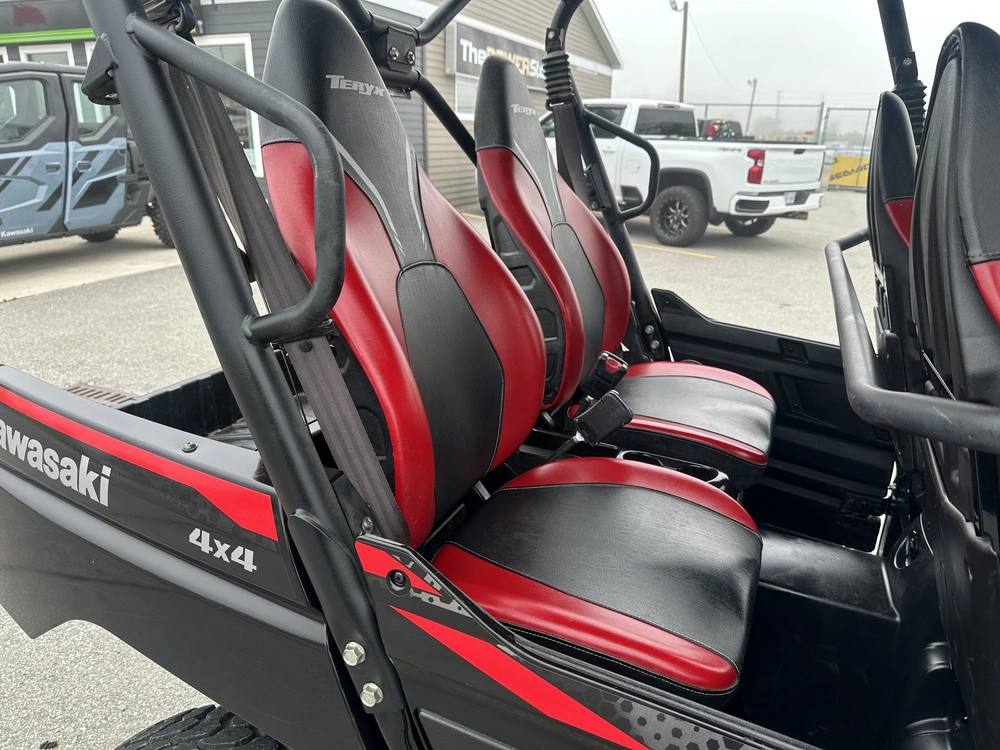 2022 Kawasaki Teryx 4 S Le alt