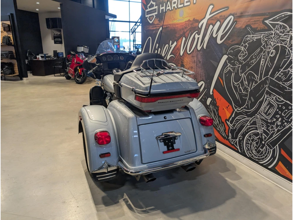 Harley-davidson Trike Tri Glide Ultra Flhtcutg 2023 alt